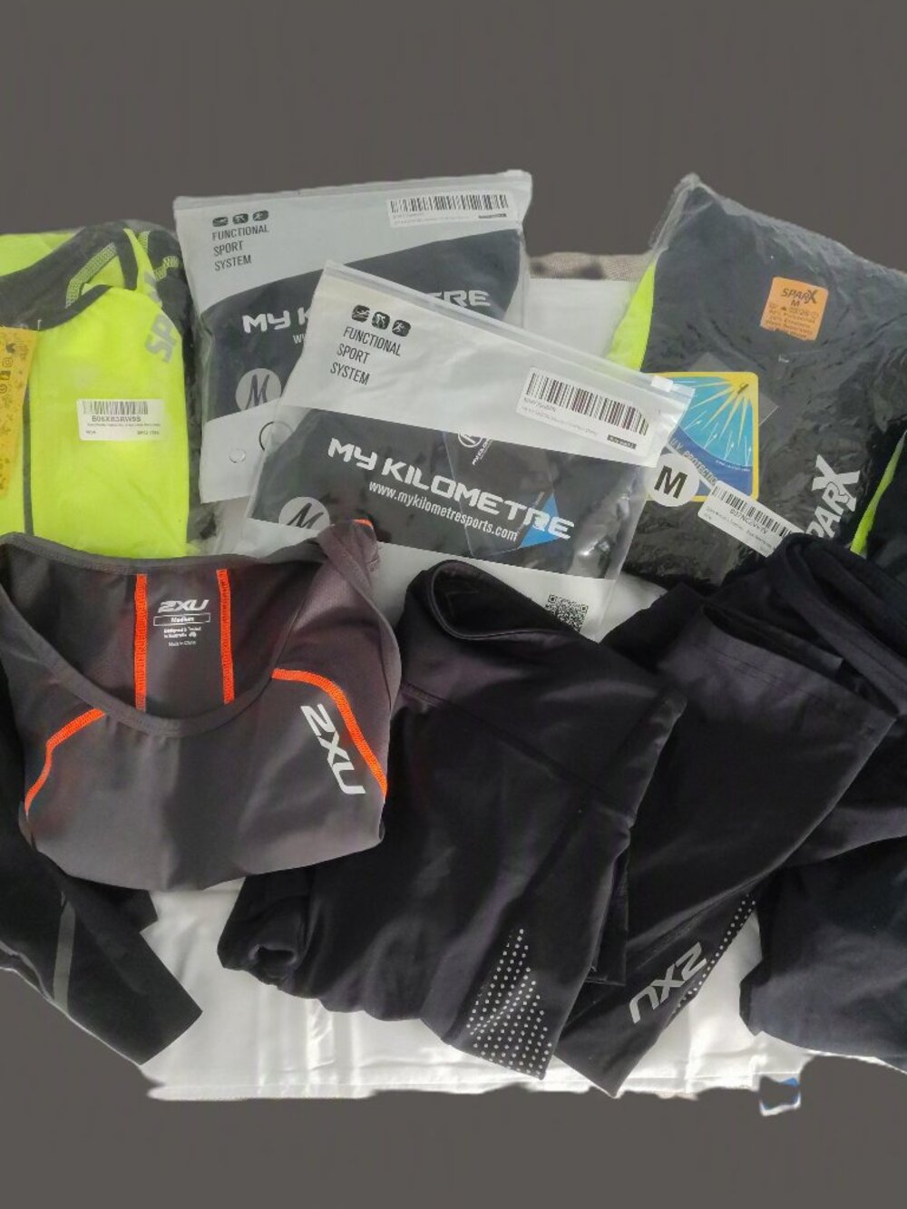 Multisport /Endurance Ensemble 2XU Compression •SPARX Suits •My Kilometre Shorts